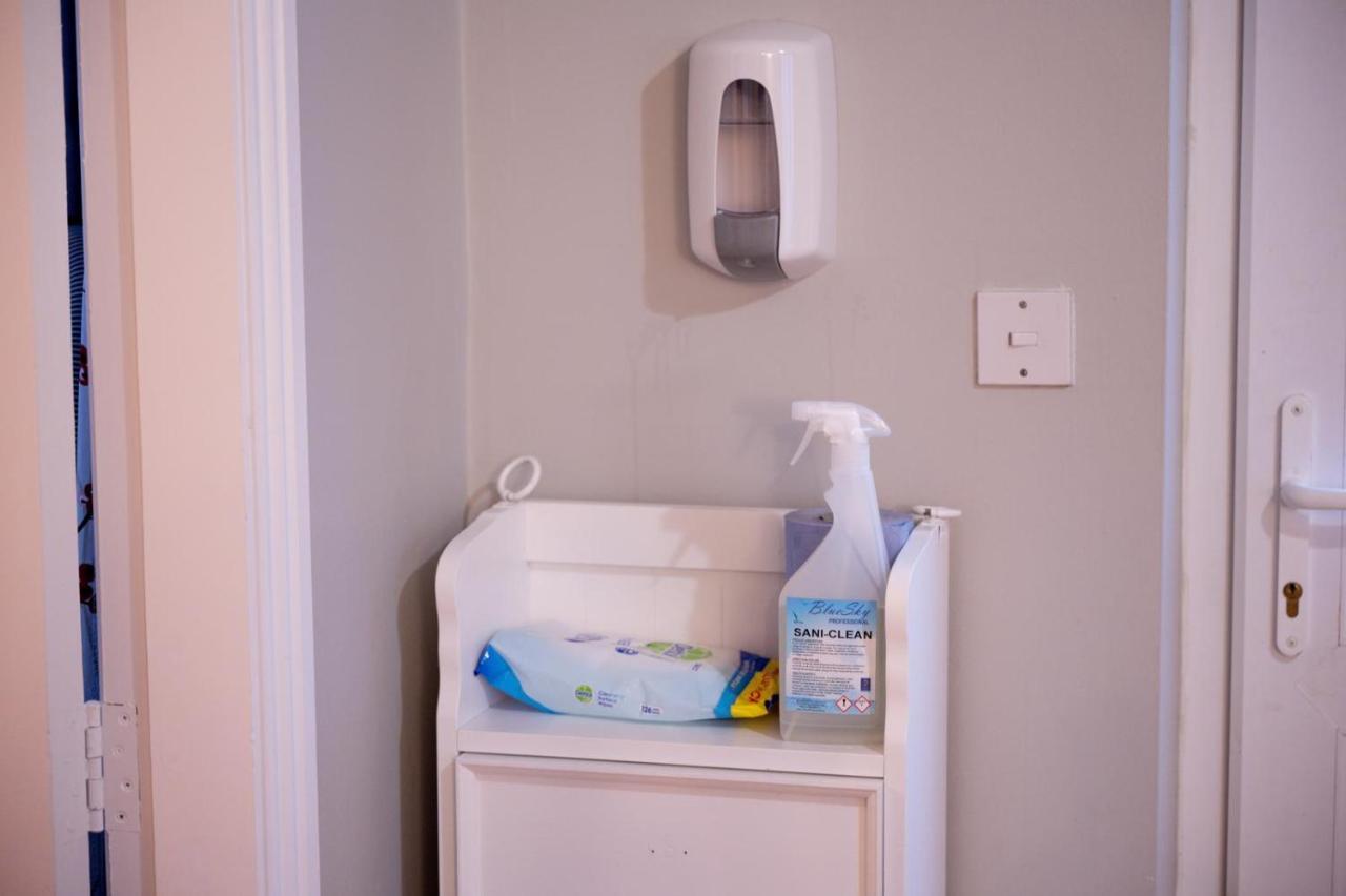 Ocean Breeze Apartment Lahinch Bagian luar foto